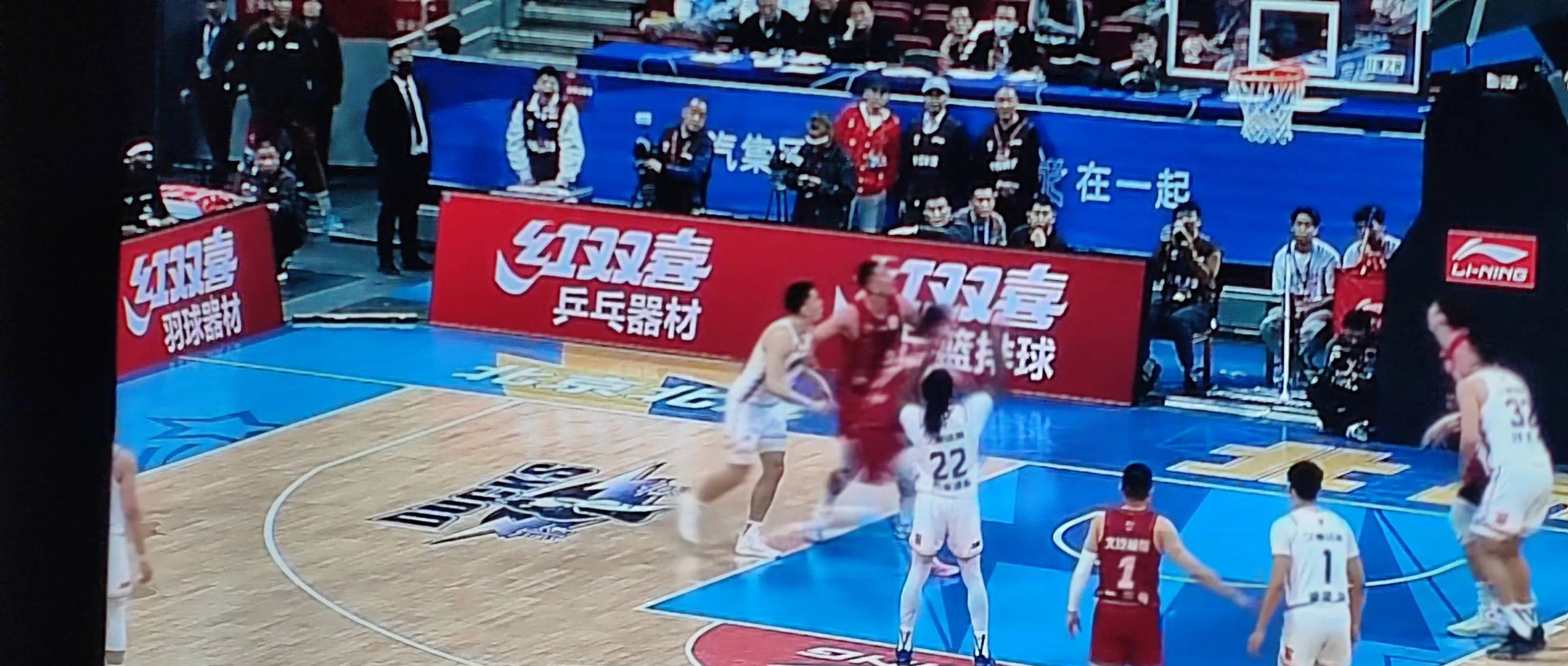 od体育网页版-包含上海队爆发神级表现，CBA季后赛被彻底压制，救主的词条