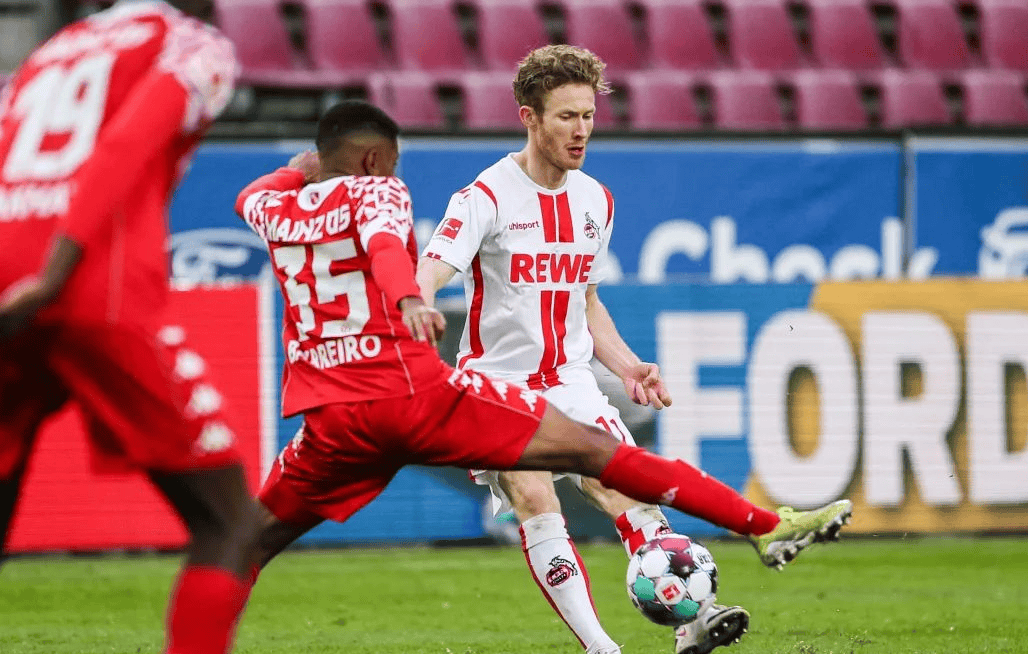 od体育官方入口-法兰克福客场逆转失败,德甲争冠形势严峻的简单介绍