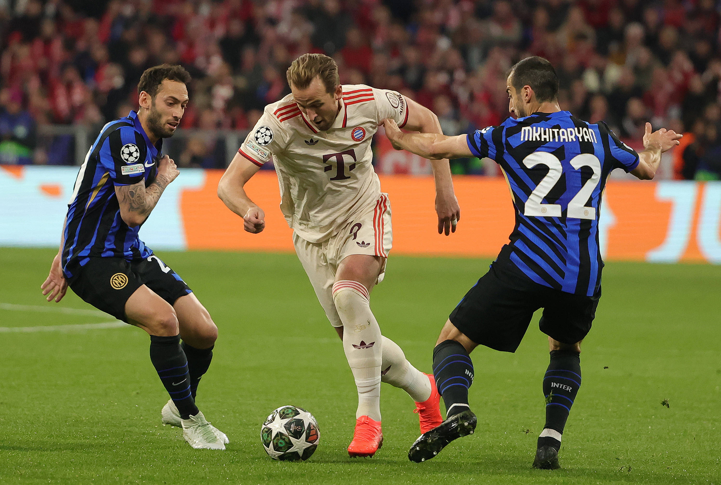 od体育网页版入口-国际米兰主场憾负拜仁,蒙羞失街头的简单介绍