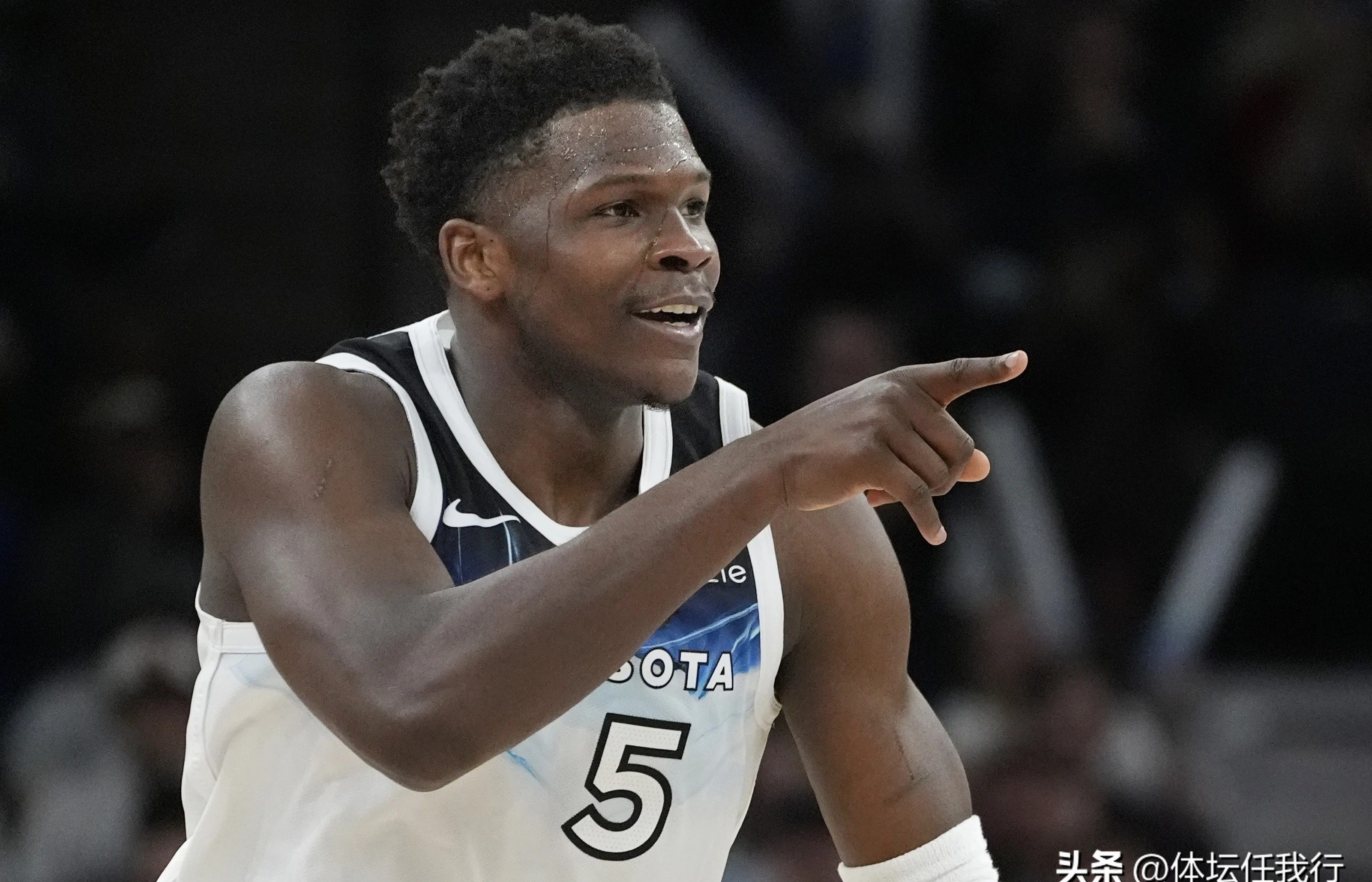 od体育活动-太阳取得对灰熊的胜利表现强劲的简单介绍