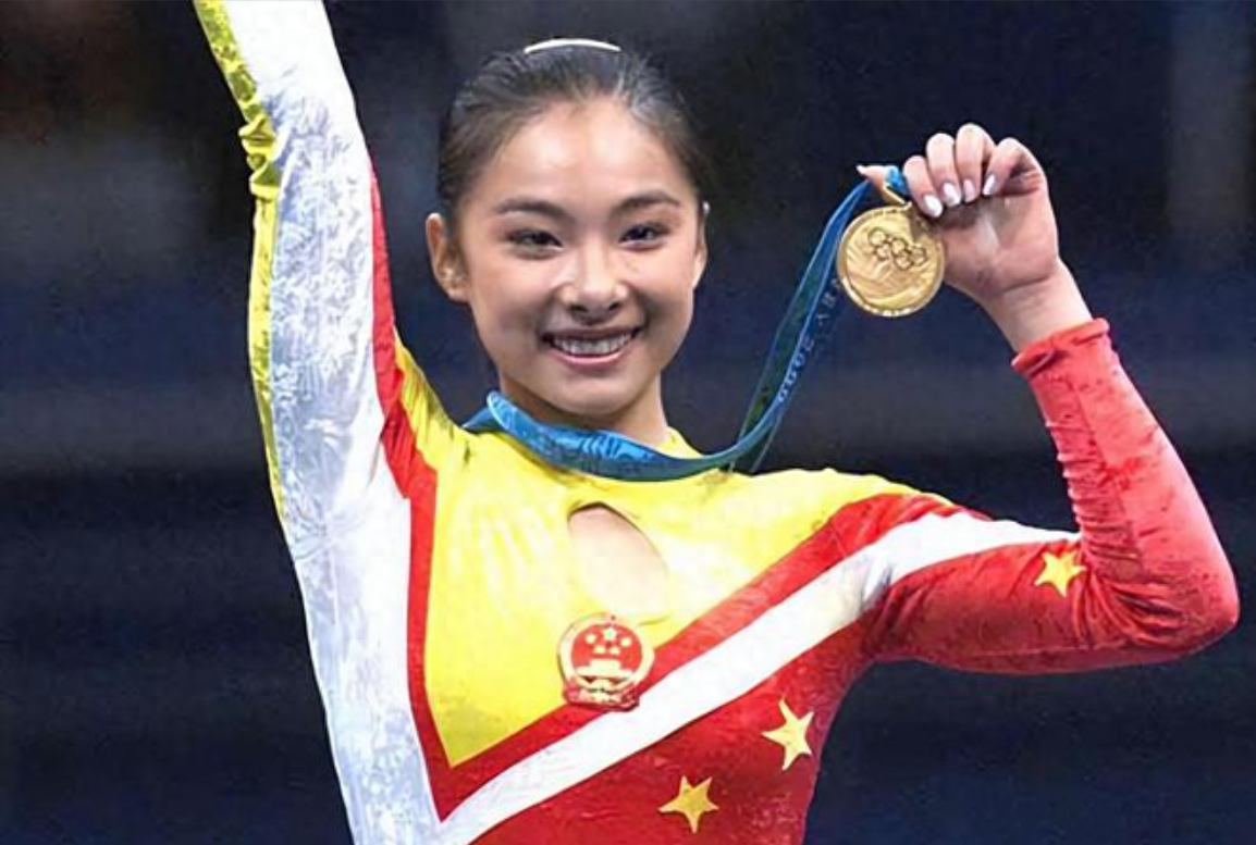 od体育官方入口-体操冠军舞姿飘逸,尽显金牌光环